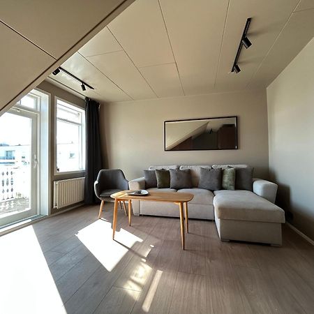 G10 Apartments อาคูเรย์รี ภายนอก รูปภาพ