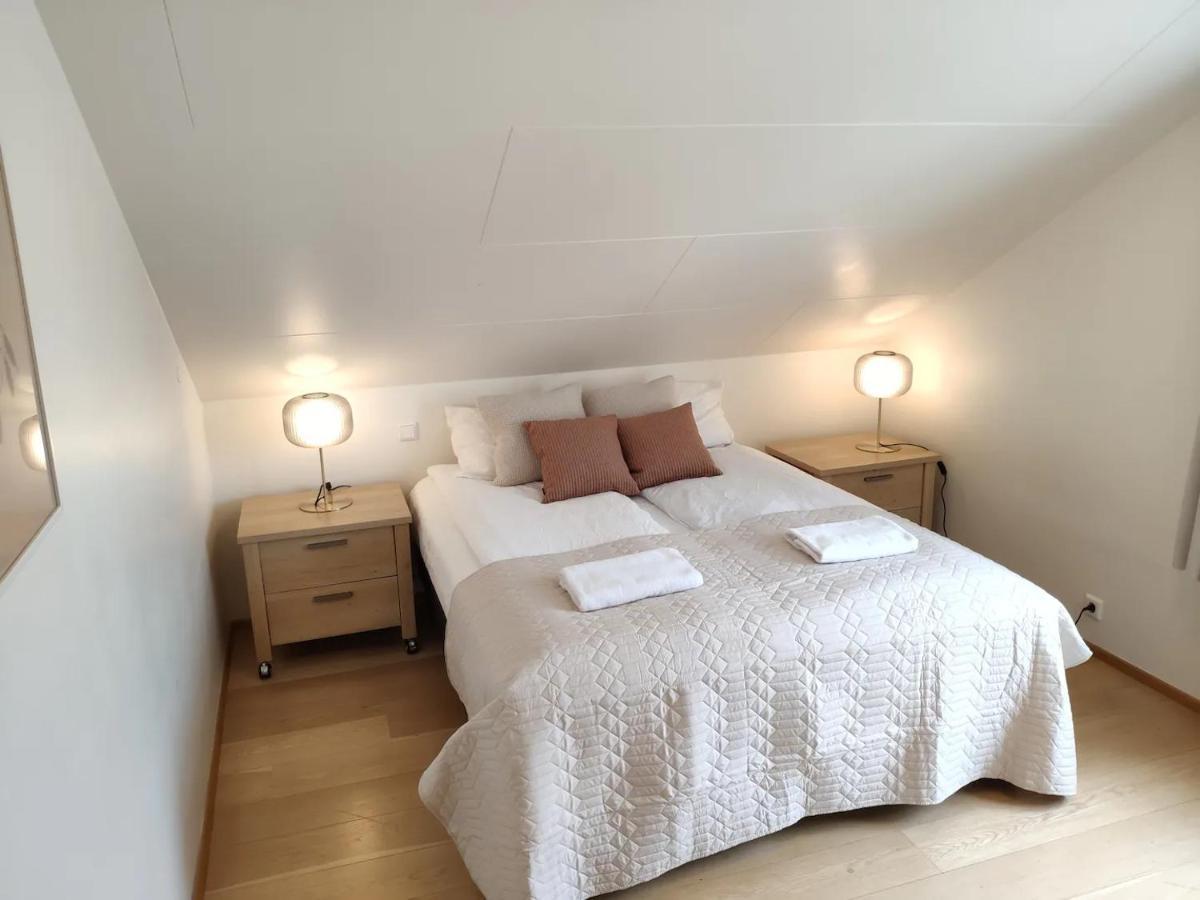 G10 Apartments อาคูเรย์รี ภายนอก รูปภาพ