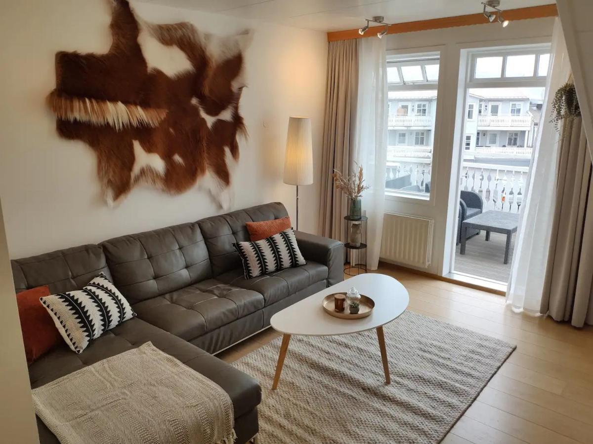 G10 Apartments อาคูเรย์รี ภายนอก รูปภาพ