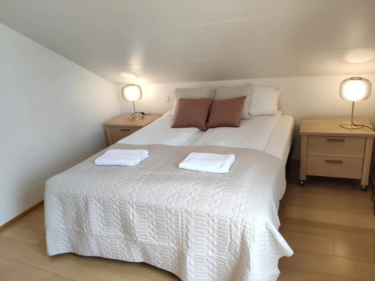 G10 Apartments อาคูเรย์รี ภายนอก รูปภาพ